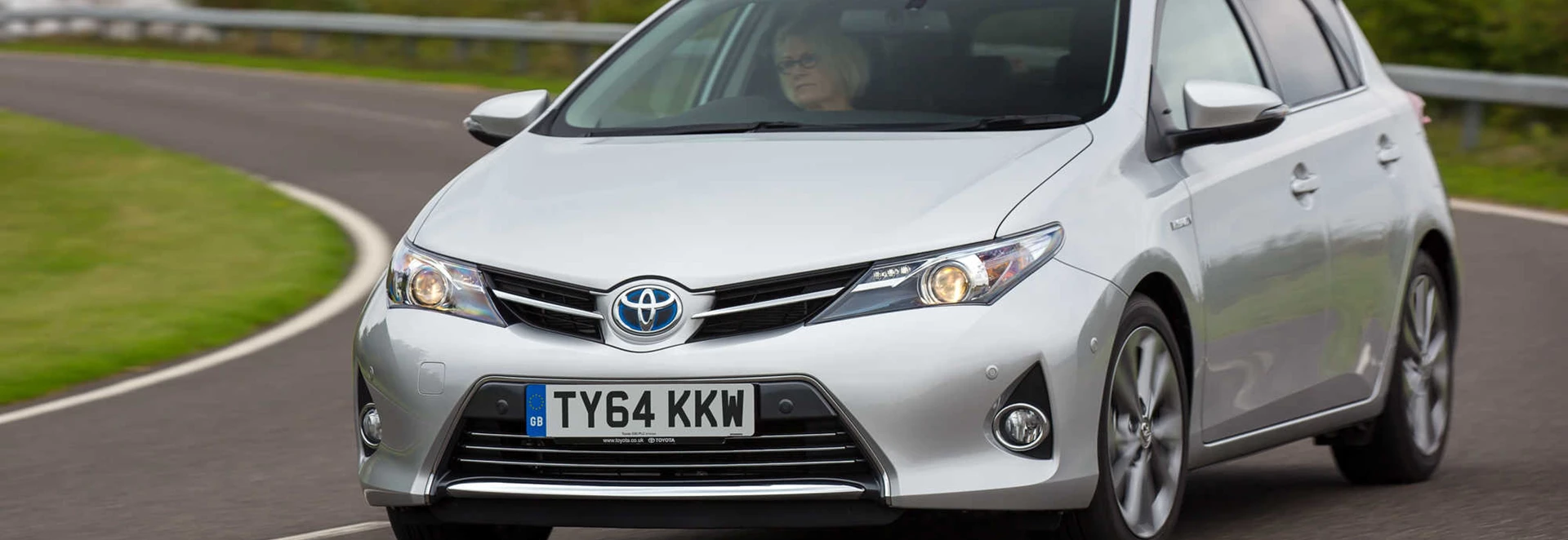 Toyota Auris hatchback review